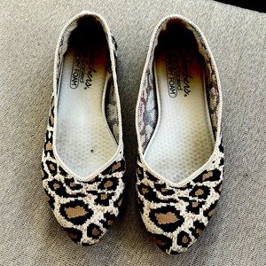 Skechers flats Size 6.5